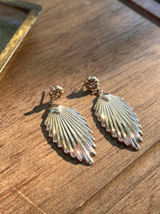14k Vintage Fan Earrings