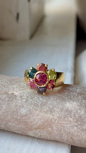 18kt Tourmaline & Gemstone Ring